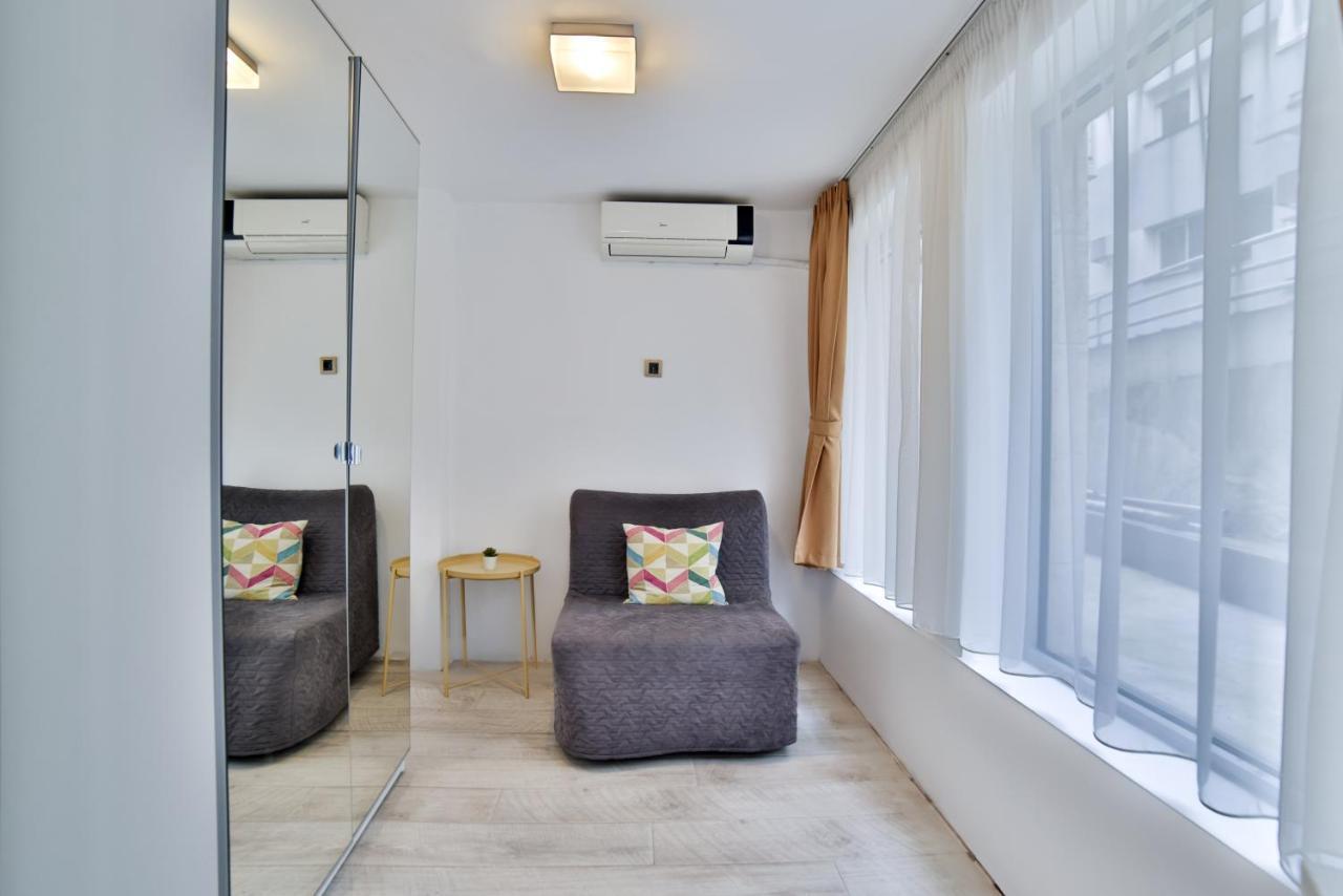 Garni House 46 Plus Belgrado Exterior foto